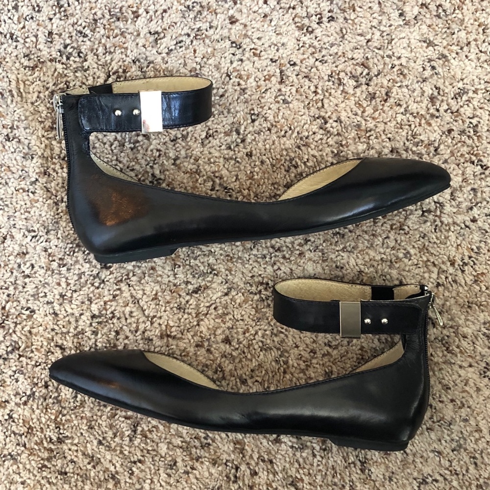 CL by Kristin Cavallari Flats